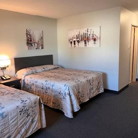 Kirkfield Motor Hotel 위니펙 외부 사진