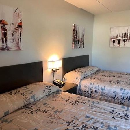 Kirkfield Motor Hotel 위니펙 외부 사진