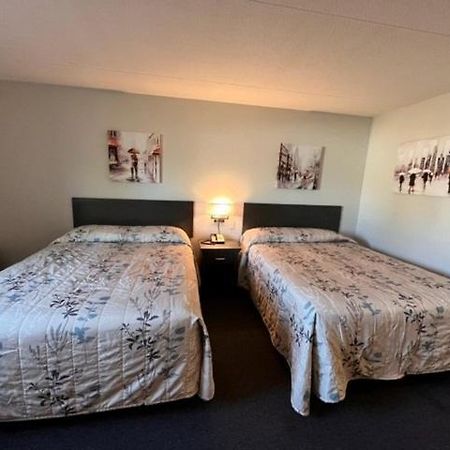 Kirkfield Motor Hotel 위니펙 외부 사진